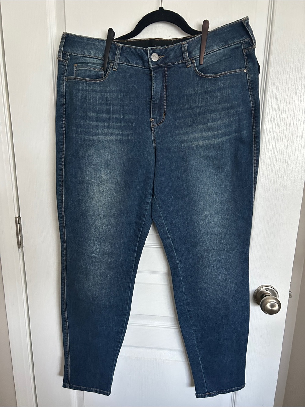Ricki's Women's Skinny Jeans in Medium/Dark Blue
